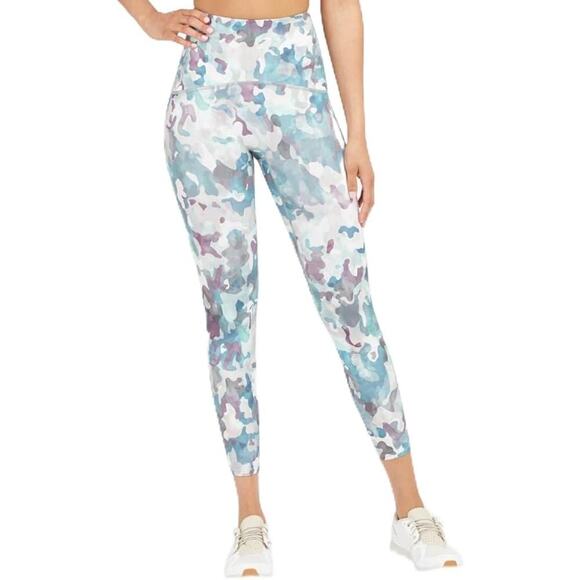 Spanx Camo Women's Leggings Medium NWT - Picture 1 of 6
